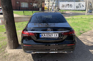 Седан Mercedes-Benz E-Class 2023 в Киеве