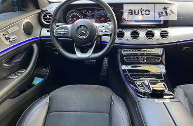 Седан Mercedes-Benz E-Class 2018 в Днепре