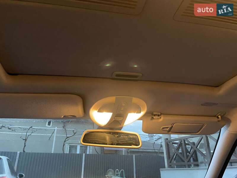 Седан Mercedes-Benz E-Class 2006 в Хусті