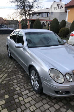 Седан Mercedes-Benz E-Class 2006 в Черновцах