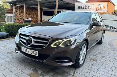 Универсал Mercedes-Benz E-Class 2014 в Звягеле