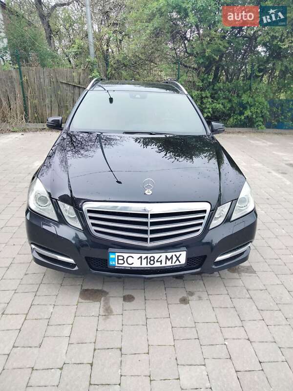 Mercedes-Benz E-Class 2011