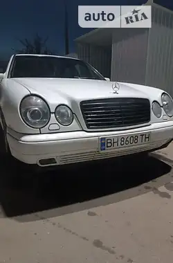 Mercedes-Benz E-Class 1996