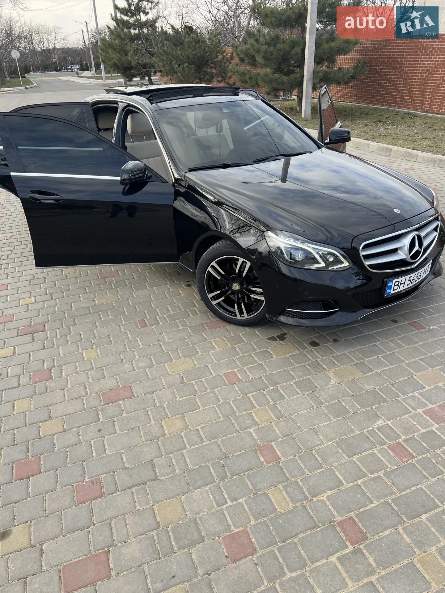 2013 Mercedes-Benz E-klasse - мініатюра 13