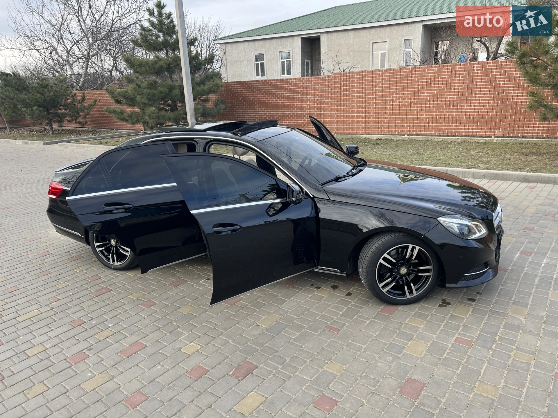 2013 Mercedes-Benz E-klasse - мініатюра 14