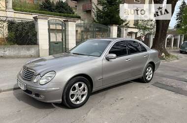 Седан Mercedes-Benz E-Class 2004 в Львові