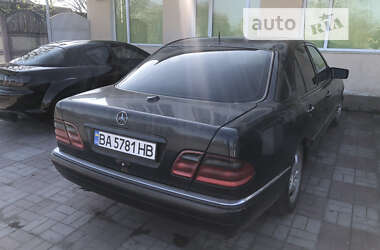 Седан Mercedes-Benz E-Class 1997 в Александровке