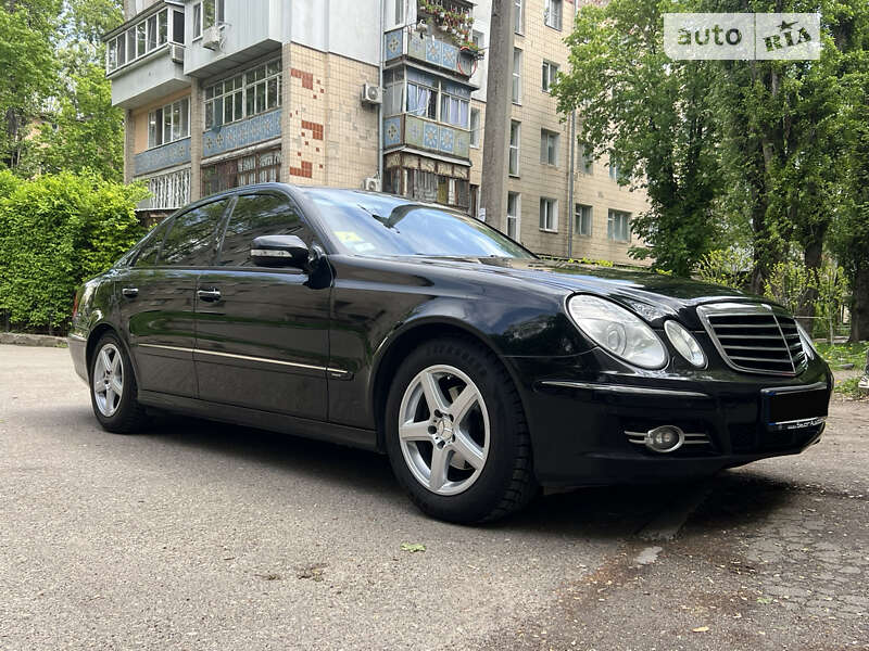 Седан Mercedes-Benz E-Class 2008 в Одесі