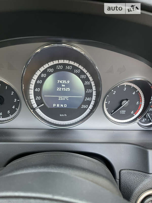 Кабріолет Mercedes-Benz E-Class 2010 в Чернівцях