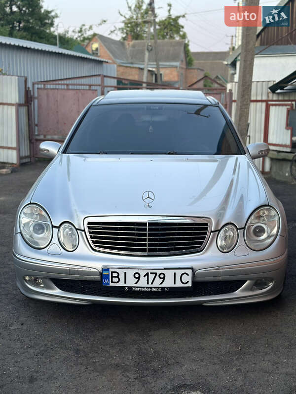 Седан Mercedes-Benz E-Class 2002 в Полтаві
