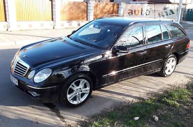 Универсал Mercedes-Benz E-Class 2006 в Стрые