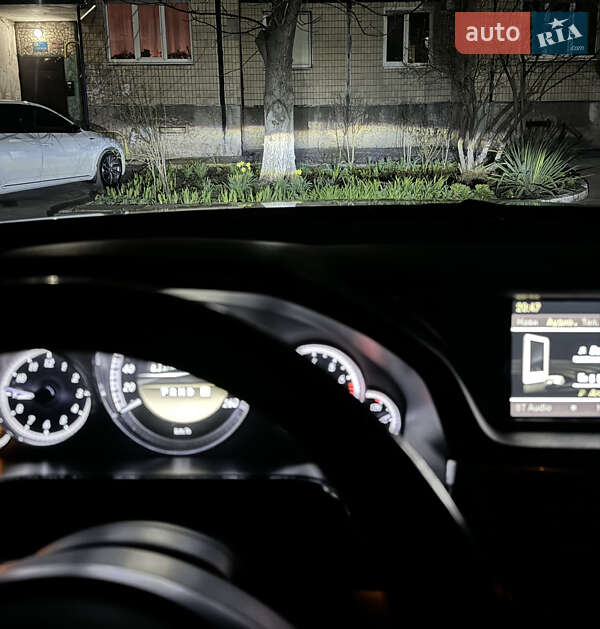 Седан Mercedes-Benz E-Class 2011 в Кривому Розі