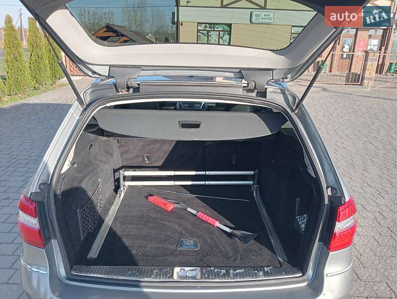 Універсал Mercedes-Benz E-Class 2010 в Львові фото 6 Універсал Mercedes-Benz E-Class 2010 в Львові