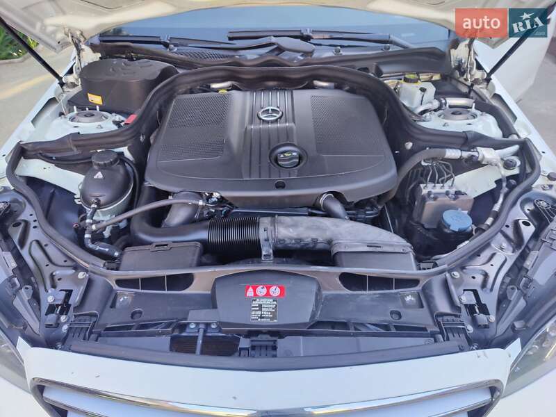 Седан Mercedes-Benz E-Class 2013 в Одесі