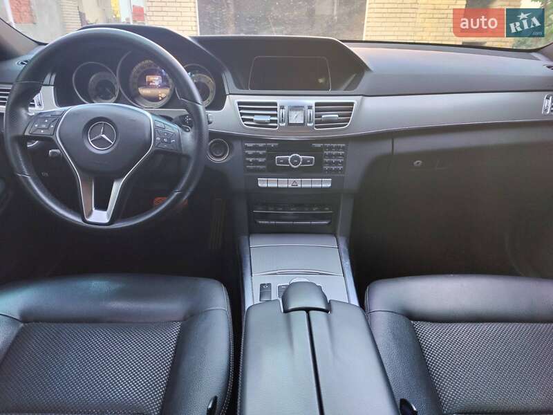 Седан Mercedes-Benz E-Class 2013 в Одесі