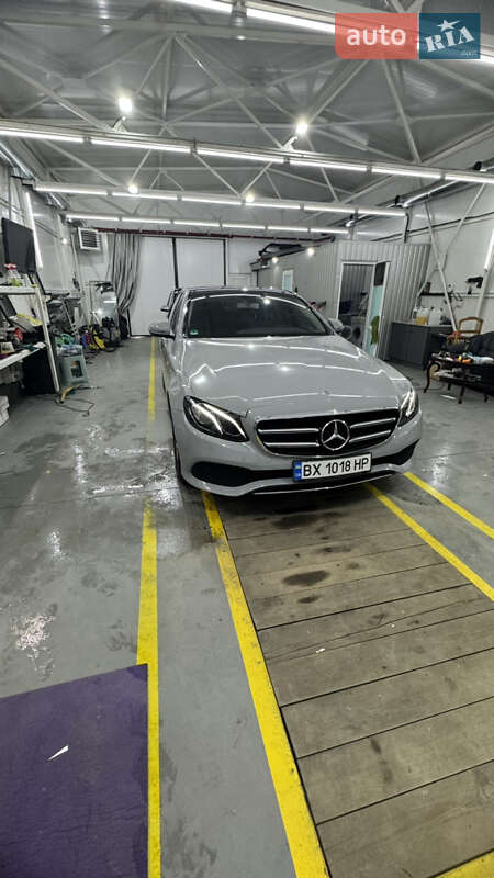Седан Mercedes-Benz E-Class 2018 в Хмельницком