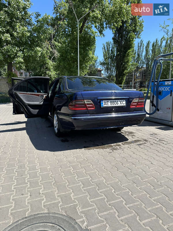 Седан Mercedes-Benz E-Class 2001 в Кривому Розі фото 9 Седан Mercedes-Benz E-Class 2001 в Кривому Розі