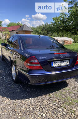 Седан Mercedes-Benz E-Class 2004 в Виноградові