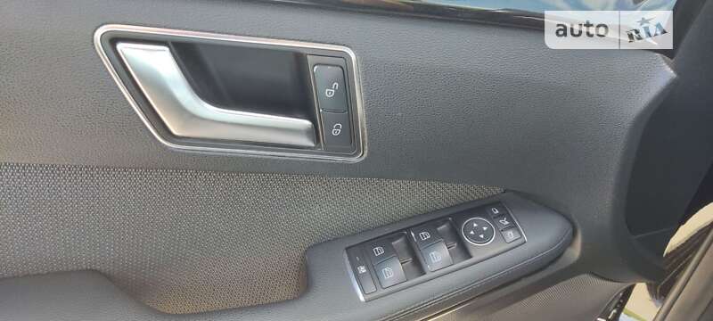 Универсал Mercedes-Benz E-Class 2011 в Николаеве фото 12 Универсал Mercedes-Benz E-Class 2011 в Николаеве