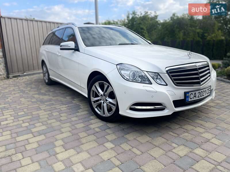 Универсал Mercedes-Benz E-Class 2012 в Умани