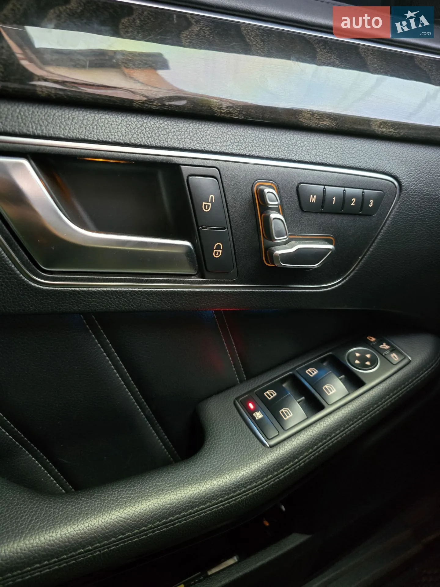 2015 Mercedes-Benz E-klasse - мініатюра 24