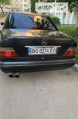 Седан Mercedes-Benz E-Class 1995 в Тернополе