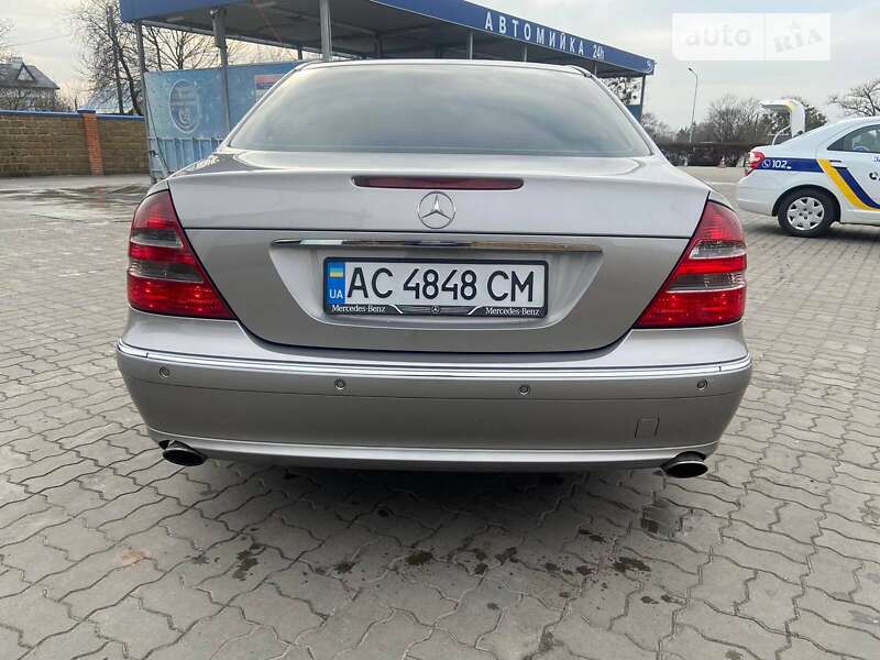 Седан Mercedes-Benz E-Class 2003 в Владимир-Волынском