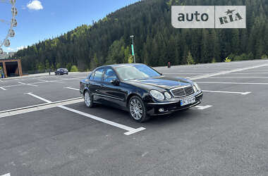 Седан Mercedes-Benz E-Class 2003 в Ровно