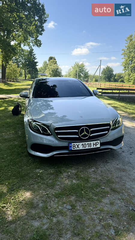 Седан Mercedes-Benz E-Class 2018 в Хмельницком