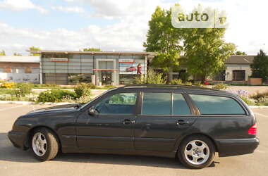 Универсал Mercedes-Benz E-Class 2000 в Кропивницком