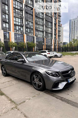 Седан Mercedes-Benz E-Class 2019 в Києві