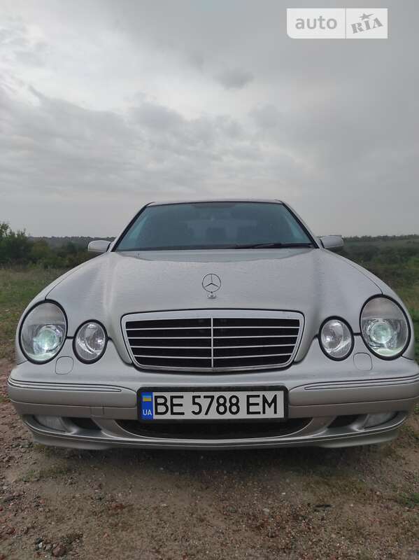 Седан Mercedes-Benz E-Class 2000 в Миколаєві