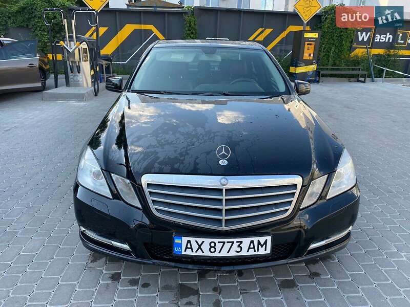 Mercedes-Benz E-Class 2012