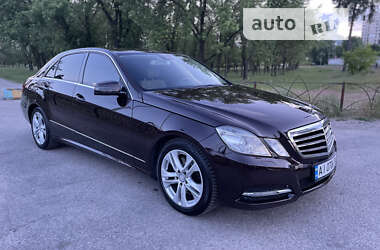 Mercedes-Benz E-Class 2011