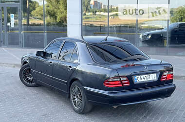 Седан Mercedes-Benz E-Class 1999 в Хмельницком