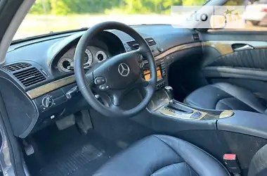 Mercedes-Benz E-Class 2009