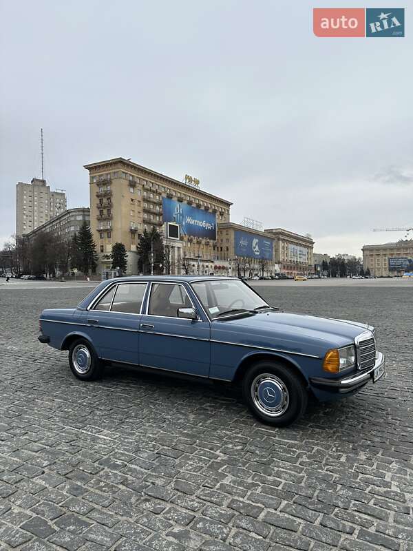 Седан Mercedes-Benz E-Class 1984 в Києві