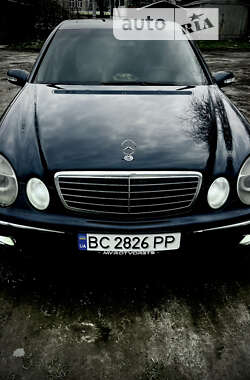 Седан Mercedes-Benz E-Class 2003 в Львове