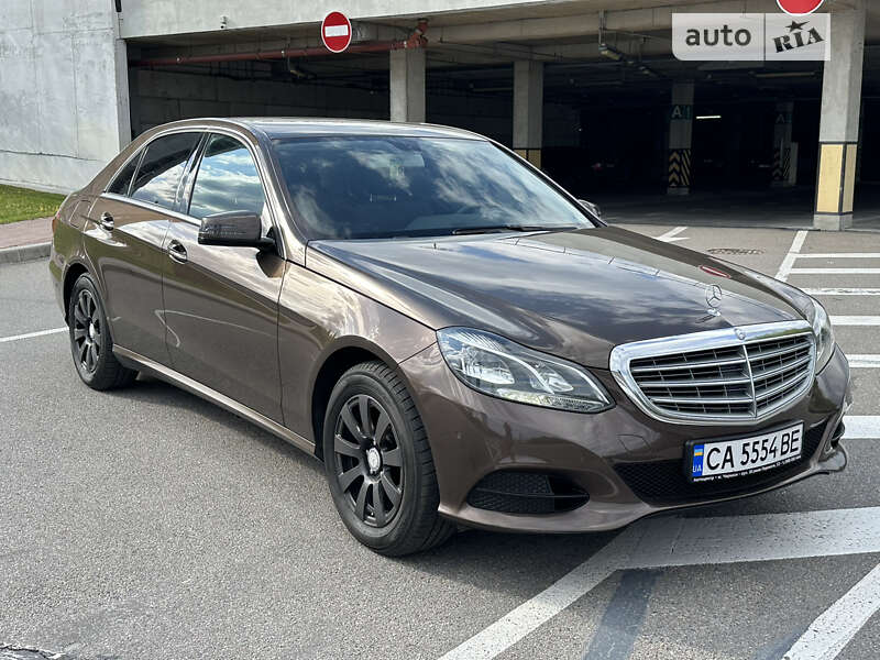 Седан Mercedes-Benz E-Class 2014 в Києві