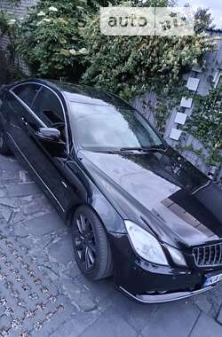 Купе Mercedes-Benz E-Class 2010 в Чубинском