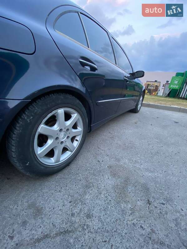 Седан Mercedes-Benz E-Class 2003 в Львові фото 8 Седан Mercedes-Benz E-Class 2003 в Львові