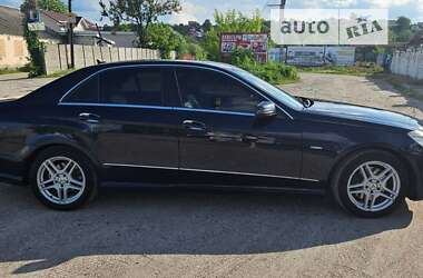 Седан Mercedes-Benz E-Class 2010 в Василькові