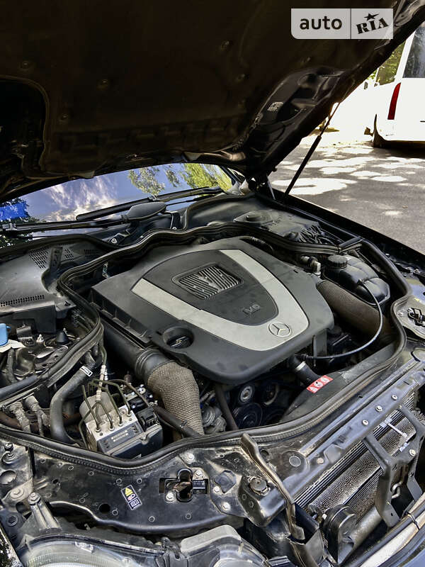Седан Mercedes-Benz E-Class 2007 в Днепре