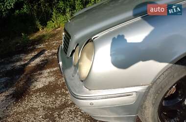 Универсал Mercedes-Benz E-Class 2002 в 
