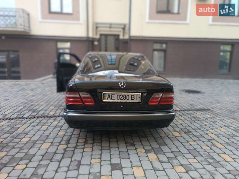 Седан Mercedes-Benz E-Class 2001 в Покровском фото 3 Седан Mercedes-Benz E-Class 2001 в Покровском