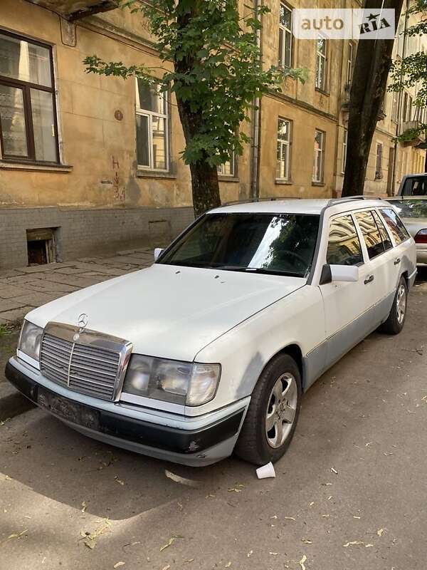 Універсал Mercedes-Benz E-Class 1989 в Львові