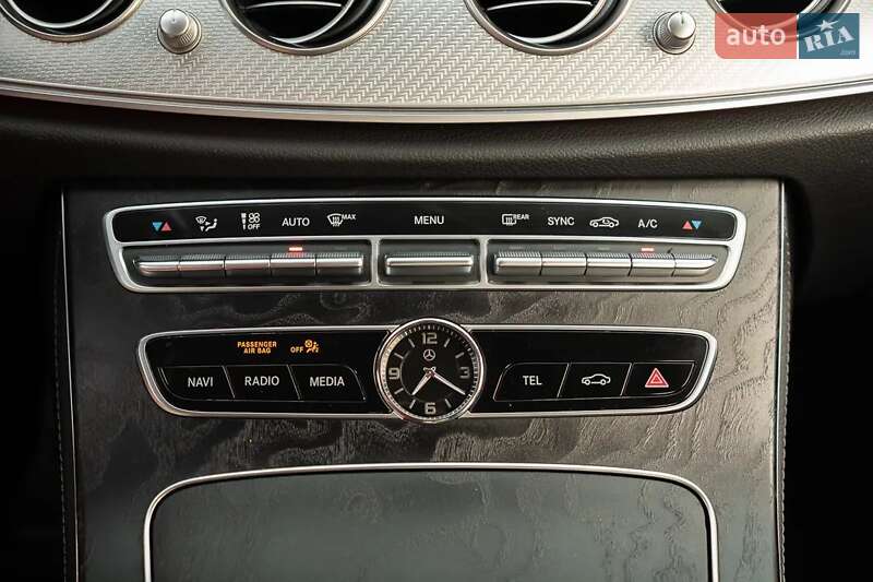 Седан Mercedes-Benz E-Class 2019 в Ужгороде