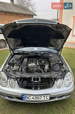 Седан Mercedes-Benz E-Class 2005 в 