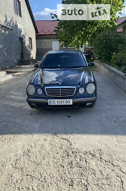 Седан Mercedes-Benz E-Class 2001 в Черновцах