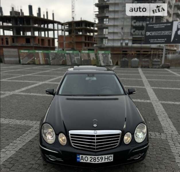 Седан Mercedes-Benz E-Class 2007 в Хусте